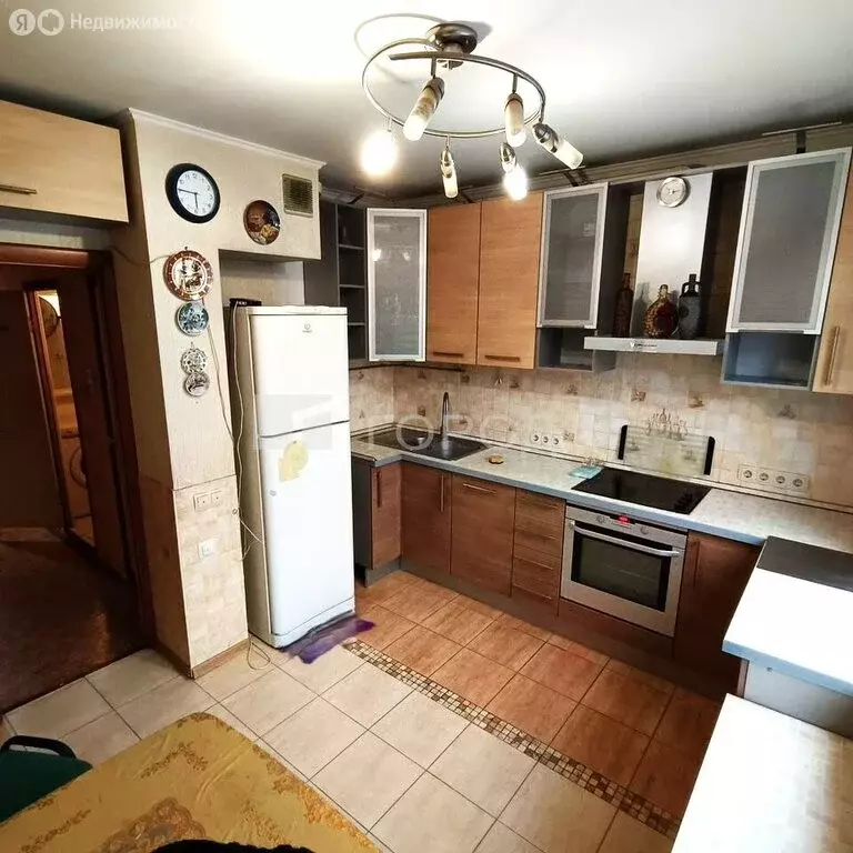 3-комнатная квартира: Химки, Молодёжная улица, 3 (76.4 м) - Фото 1