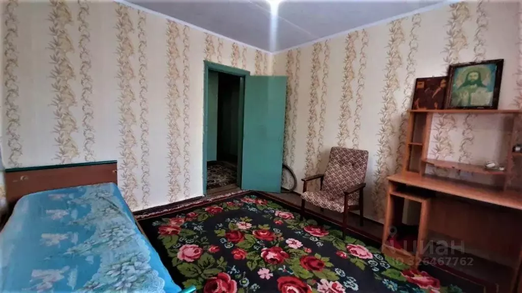 Дом в Курская область, Октябрьский район, Старковский сельсовет, с. ... - Фото 2