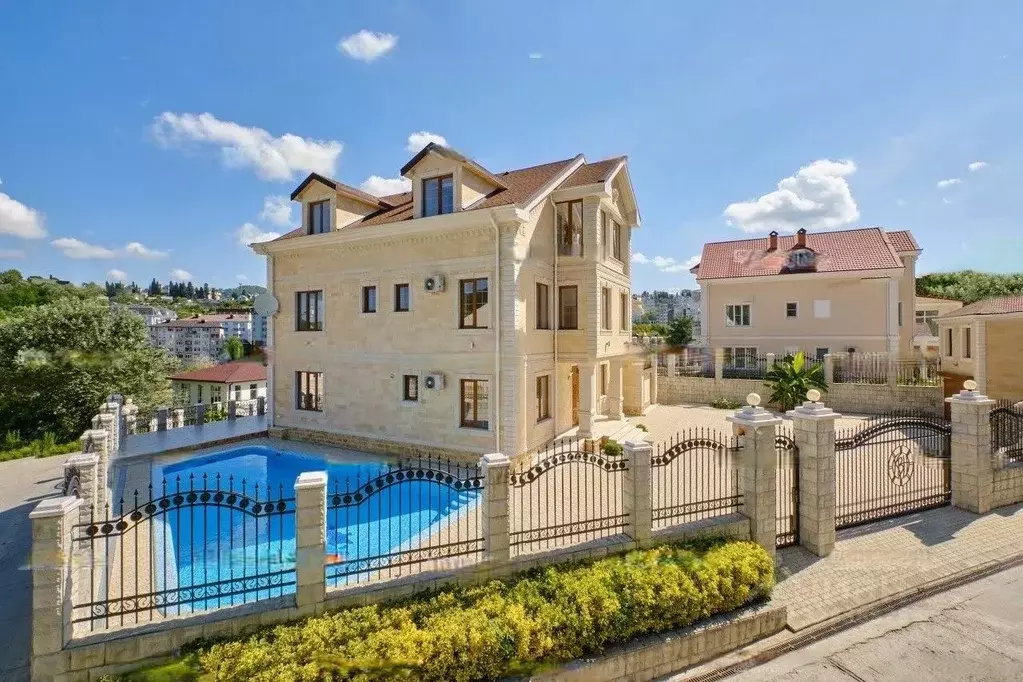 Коттедж в Краснодарский край, Сочи Виноградная ул., 18/5 (360 м) - Фото 1