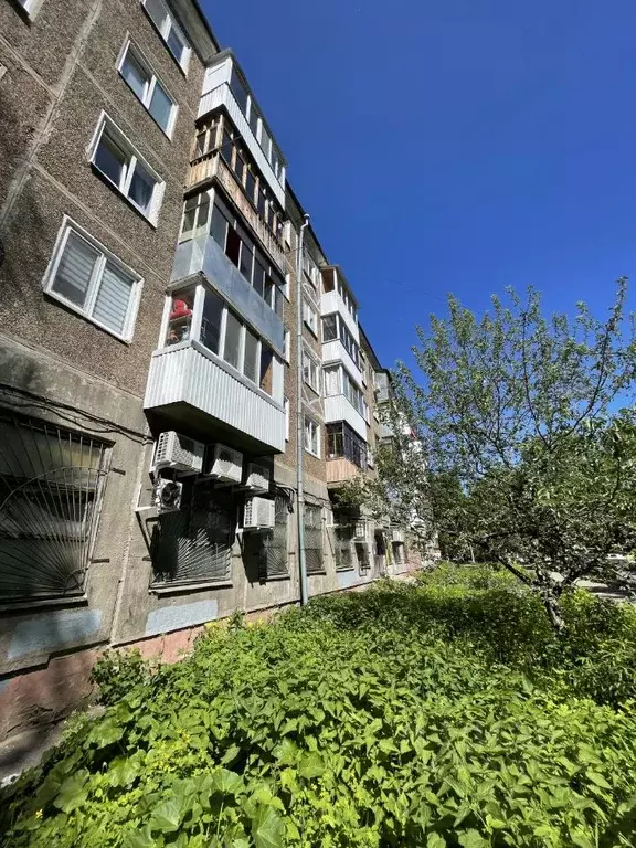 2-к кв. Башкортостан, Уфа ул. Сергея Вострецова, 12 (46.1 м) - Фото 0
