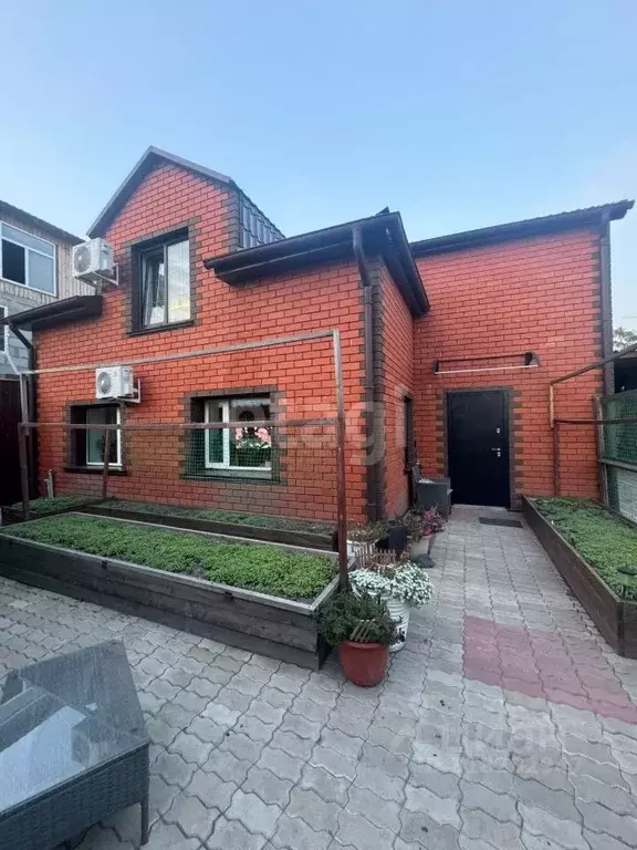 Дом в Амурская область, Белогорск Коммунальная ул., 33 (150 м) - Фото 1