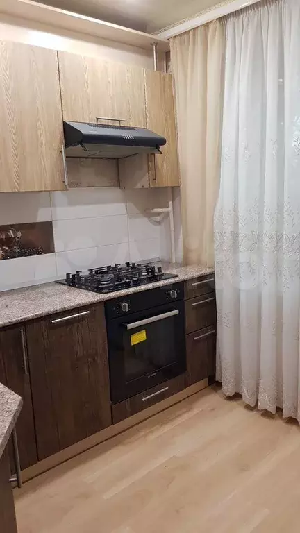 2-к. квартира, 50 м, 1/5 эт. - Фото 0