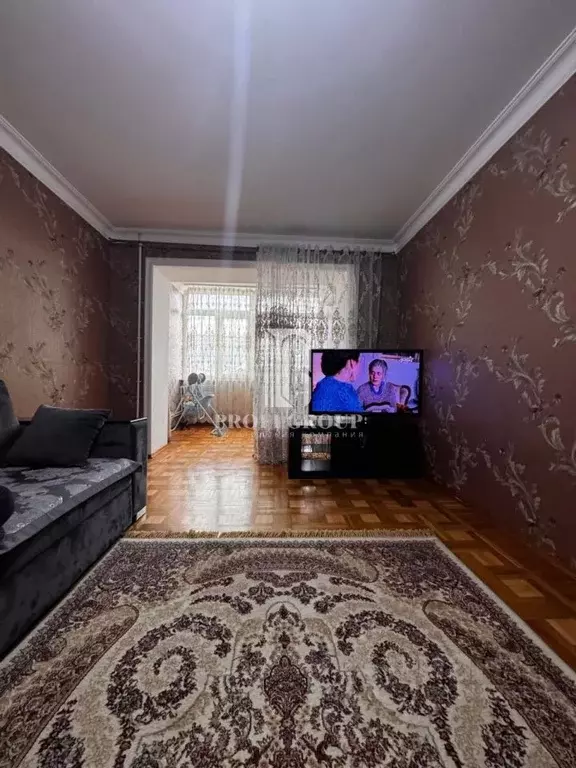 4-к кв. Дагестан, Махачкала ул. Магомета Гаджиева (100.0 м) - Фото 0