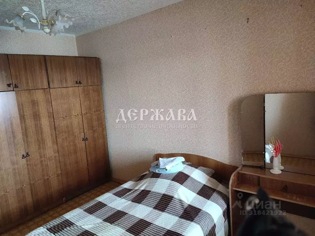 3-к кв. Белгородская область, Старый Оскол Жукова мкр, 27 (64.0 м) - Фото 0