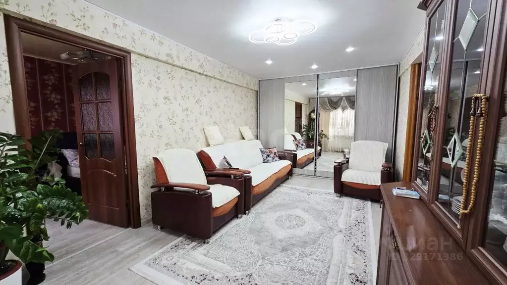 2-к кв. Удмуртия, Ижевск ул. Дзержинского, 48 (44.7 м) - Фото 1