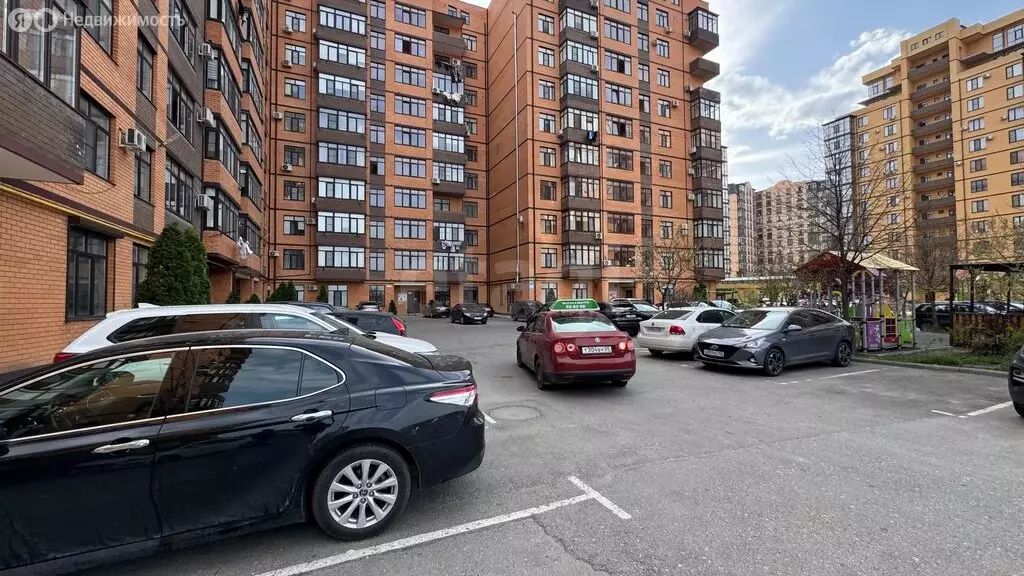 2-комнатная квартира: Каспийск, улица М. Халилова, 48Б (76 м) - Фото 2