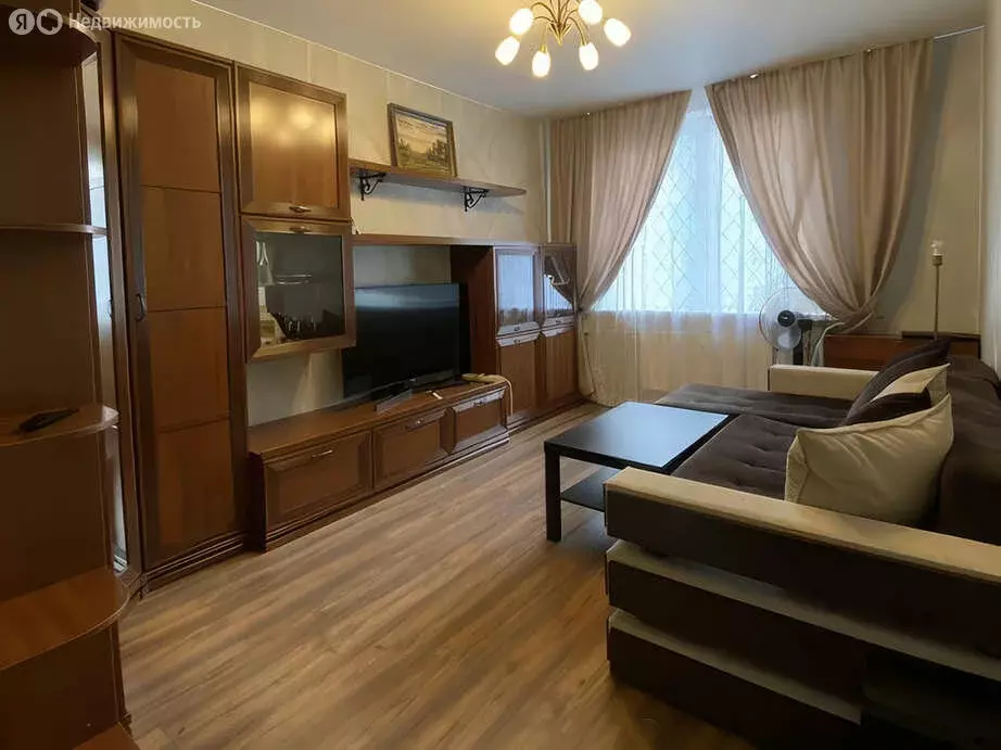 3-комнатная квартира: Краснодар, Ставропольская улица, 18 (75.8 м) - Фото 2