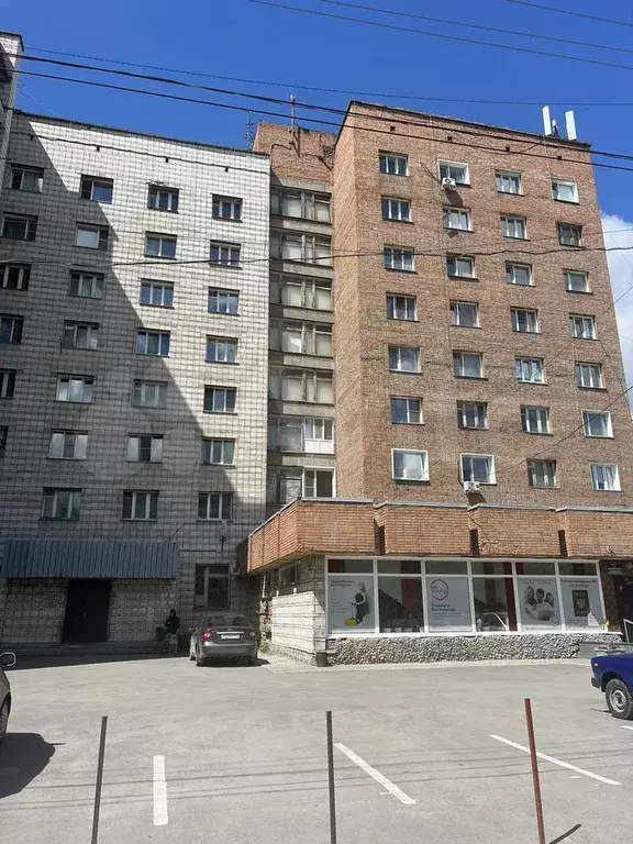 Комната 13,6 м в 4-к., 2/9 эт. - Фото 0