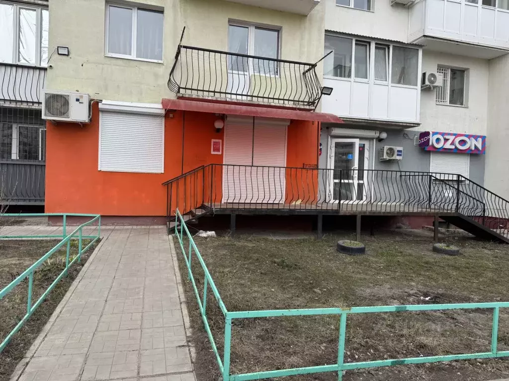 Помещение свободного назначения в Саратовская область, Саратов ул. 1-я ... - Фото 1