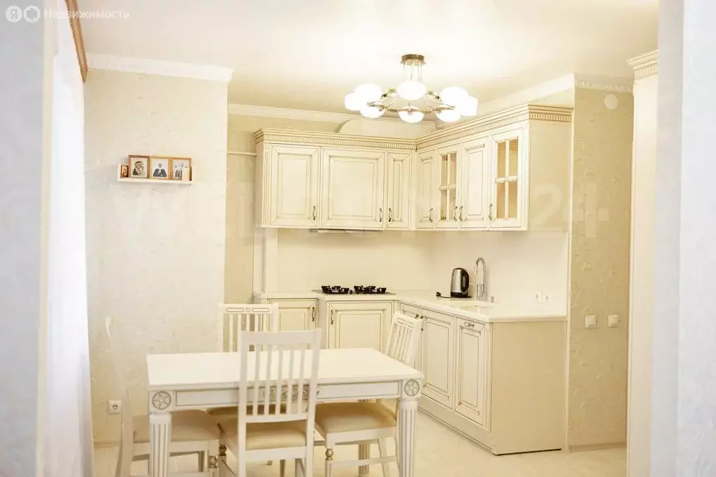 3-комнатная квартира: Чебоксары, улица Мичмана Павлова, 39 (109.6 м) - Фото 2