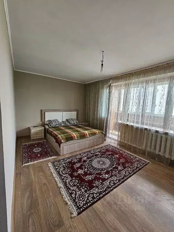 3-к кв. Тюменская область, Тюмень ул. Федюнинского, 19 (74.9 м) - Фото 1