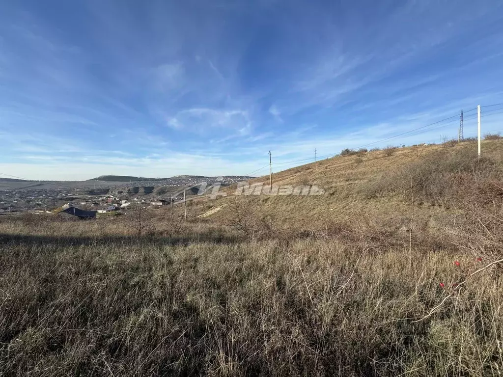 Участок в Крым, Симферопольский район, Перовское с/пос, с. Украинка ... - Фото 2