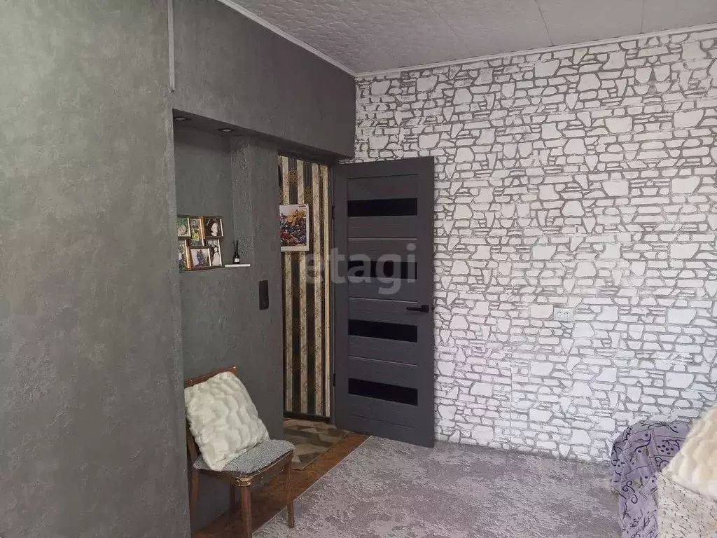 3-к кв. Псковская область, Остров Загородная ул., 4 (54.0 м) - Фото 1