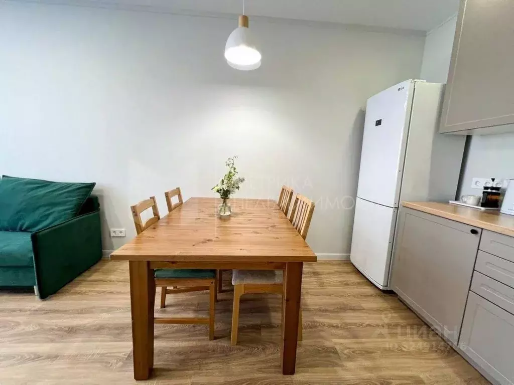 2-к кв. Тюменская область, Тюмень ул. Пожарных и Спасателей, 1 (56.0 ... - Фото 1