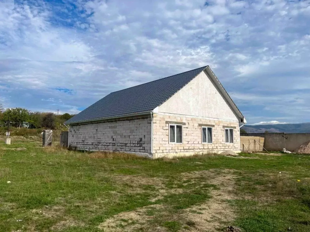 Дом в Крым, Симферопольский район, с. Доброе ул. Трудовая, 7Б (144 м) - Фото 1