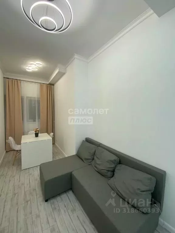 3-к кв. Москва ул. Адмирала Руднева, 20 (111.5 м) - Фото 1