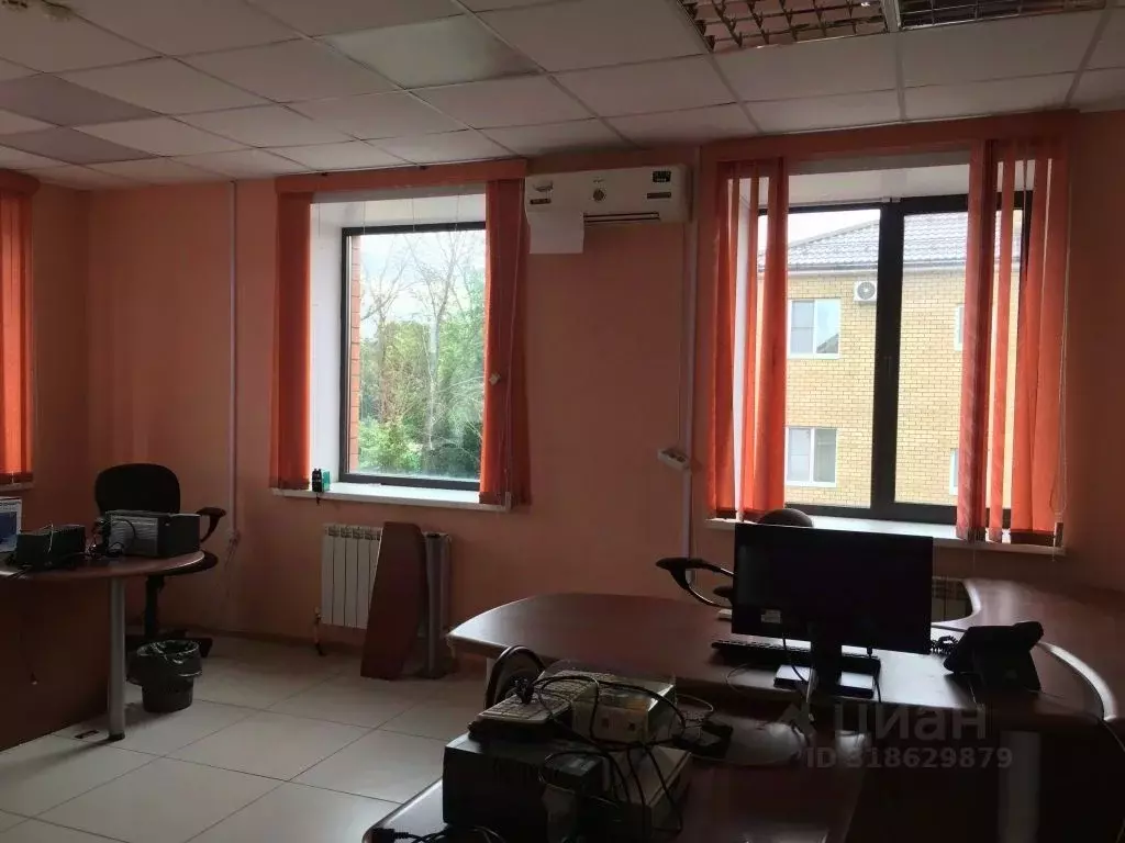 Офис в Тверская область, Тверь ул. Лейтенанта Ильина, 2 (27 м) - Фото 1