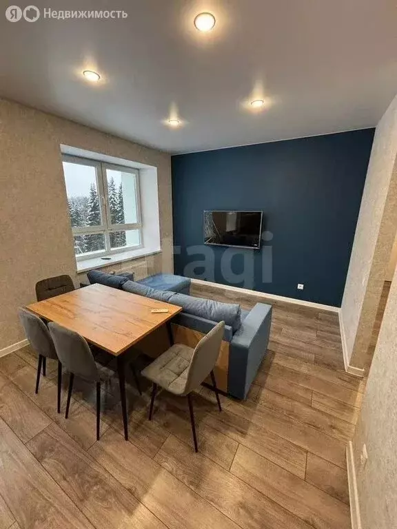 3-комнатная квартира: Сыктывкар, район Орбита, Петрозаводская улица, ... - Фото 1