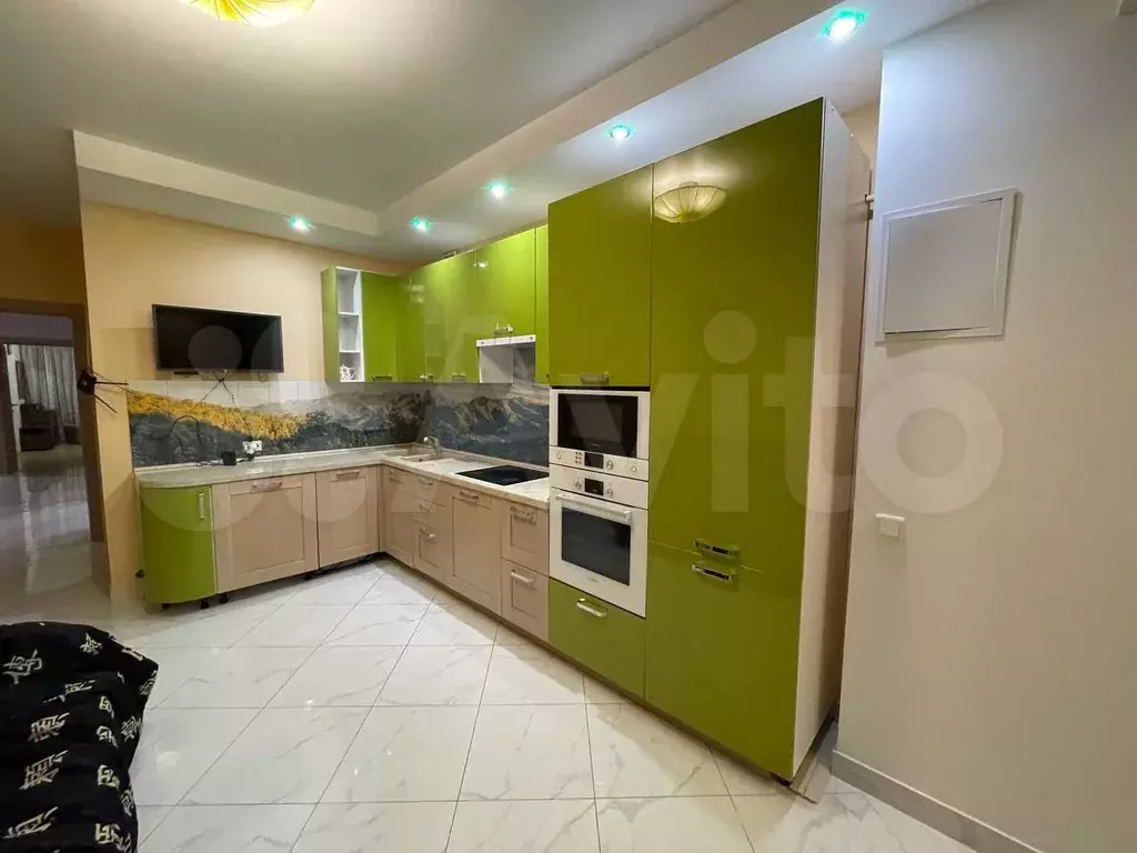 3-к. квартира, 130 м, 5/13 эт. - Фото 0