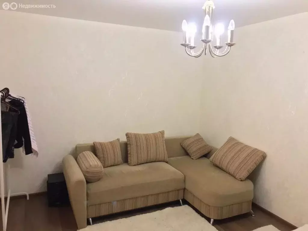 3-комнатная квартира: Ивановка, улица Кирова, 63 (49 м) - Фото 0