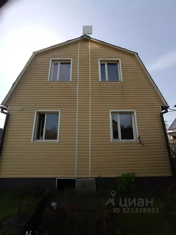 Дом в Новгородская область, Старая Русса ул. Якутских Стрелков, 4 (61 ... - Фото 0