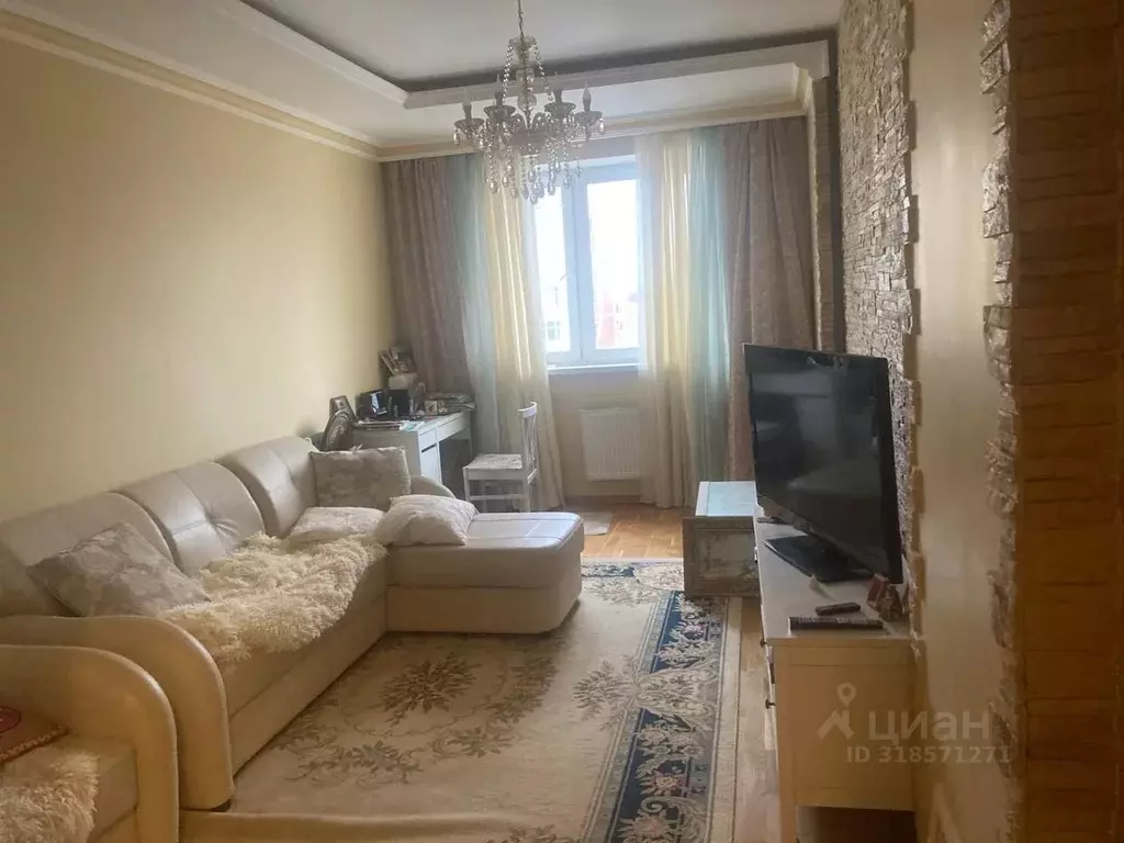 Комната Московская область, Красногорск Опалиха мкр, ул. Геологов, 17 - Фото 0