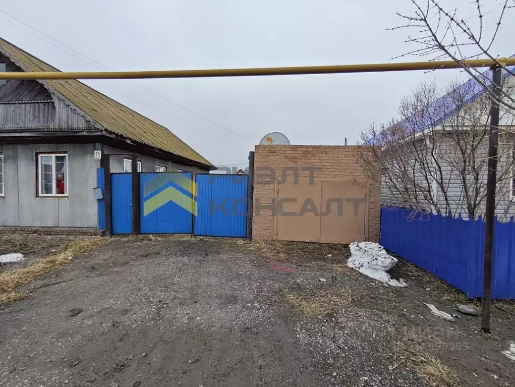 Дом в Омская область, Кормиловка рп ул. Пушкина, 23 (100 м) - Фото 1