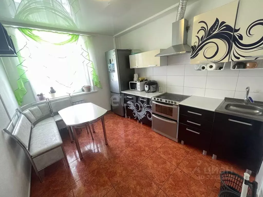 2-к кв. Ханты-Мансийский АО, Ханты-Мансийск ул. Энгельса, 60 (56.8 м) - Фото 1