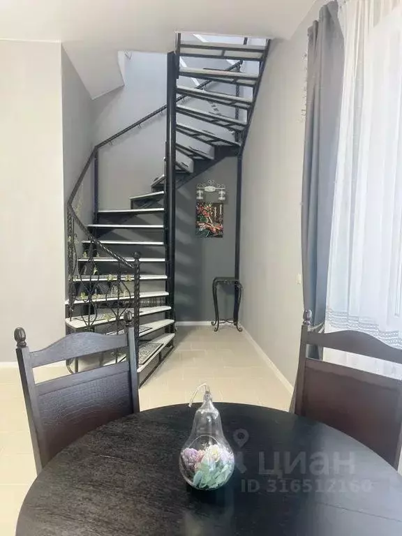 Комната Крым, Ленинский район, с. Мысовое ул. Фонтанная, 20Б - Фото 1