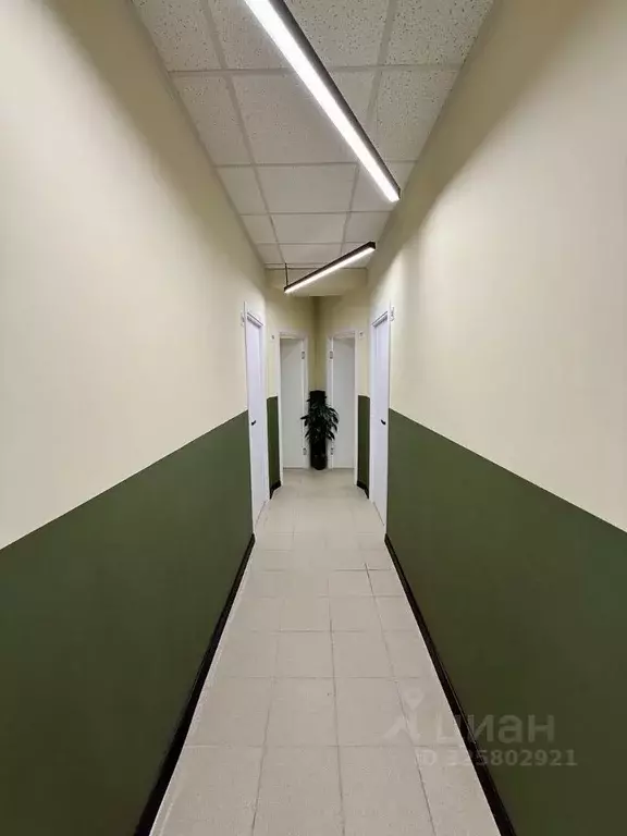 Офис в Ленинградская область, Гатчина Исторический район Хохлово Поле, ... - Фото 1