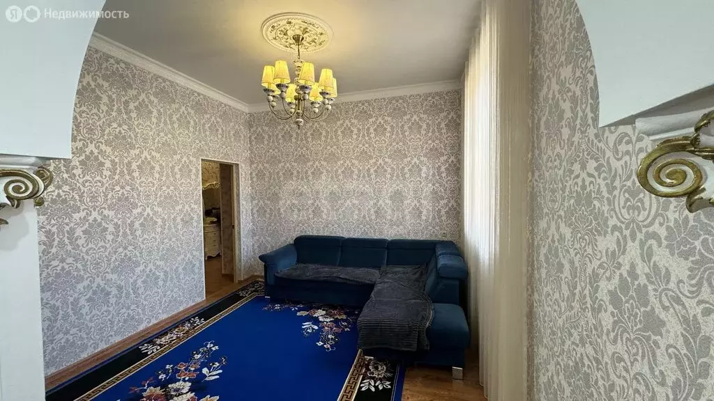 3-комнатная квартира: Магас, улица Саида Чахкиева, 40/3 (90 м) - Фото 1