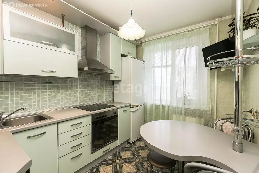 3-комнатная квартира: Тюмень, улица Московский Тракт, 131 (65.3 м) - Фото 1