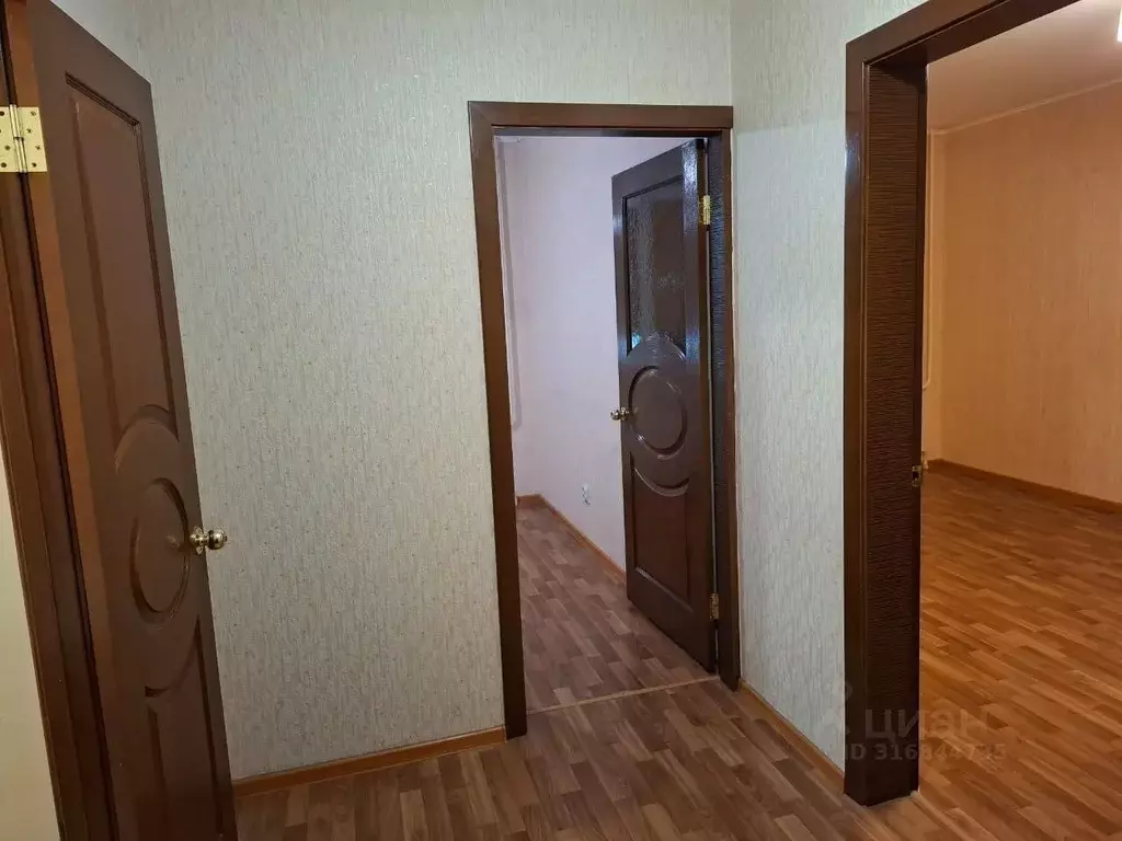 1-к кв. Курская область, Курск просп. Вячеслава Клыкова, 52 (35.0 м) - Фото 0