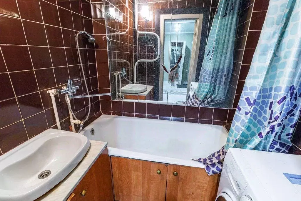 1-к кв. Омская область, Омск ул. Масленникова, 179 (37.0 м) - Фото 2