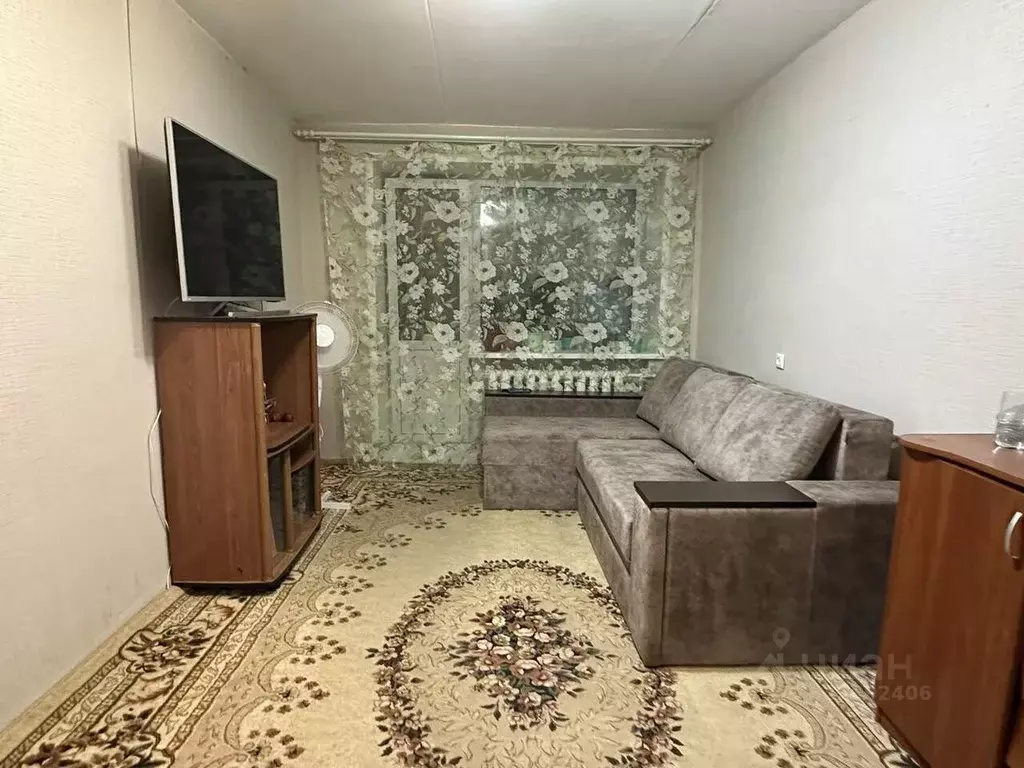 2-к кв. Свердловская область, Полевской Коммунистическая ул., 46 (44.4 ... - Фото 0