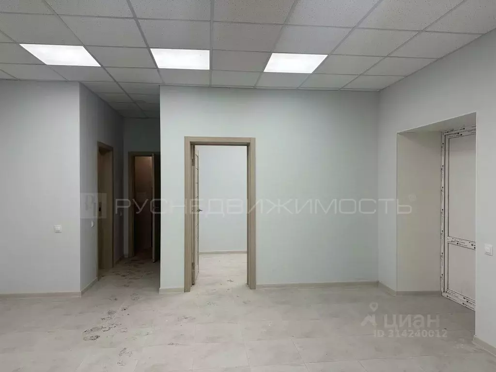 Помещение свободного назначения в Кировская область, Киров ул. Карла ... - Фото 1
