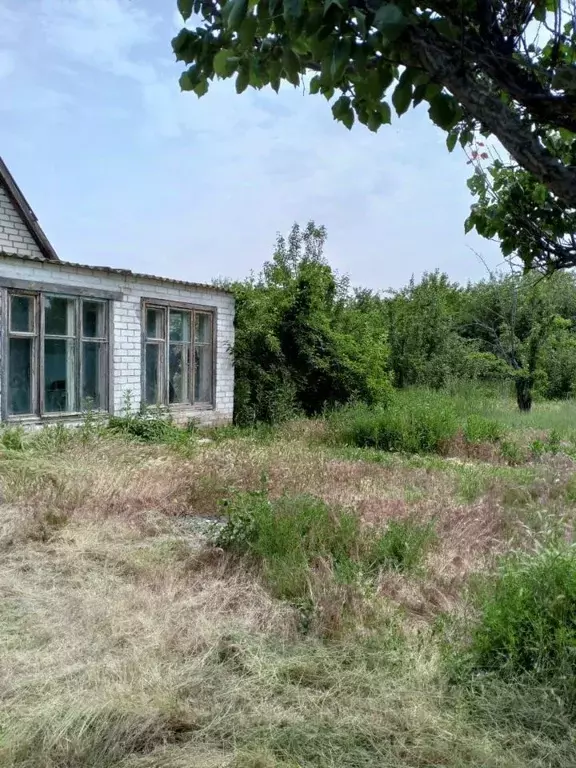 Дом в Волгоградская область, Волжский Волга СНТ, ул. 20-я Линия (80 м) - Фото 1