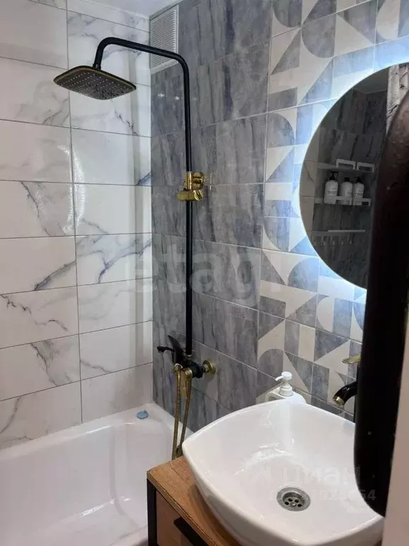 2-к кв. Псковская область, Псков Юбилейная ул., 64 (46.5 м) - Фото 1