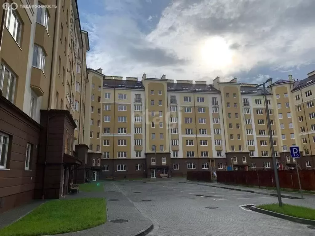 2-комнатная квартира: Калининград, улица Александра Невского, 192к1 ... - Фото 0