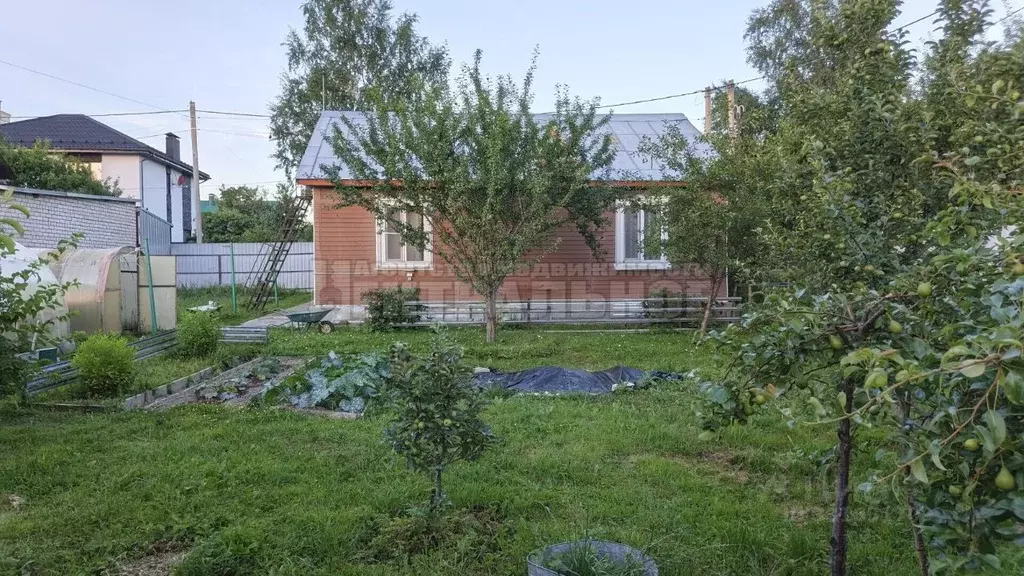 Дом в Смоленская область, Смоленск ул. Зои Космодемьянской, 62 (100 м) - Фото 2