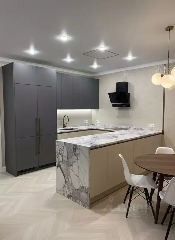 2-к кв. Татарстан, Казань ул. Амирхана Еники, 17 (46.0 м) - Фото 1