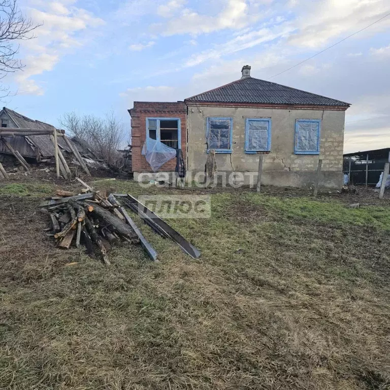 Дом в Краснодарский край, Абинский район, Ахтырское городское ... - Фото 1