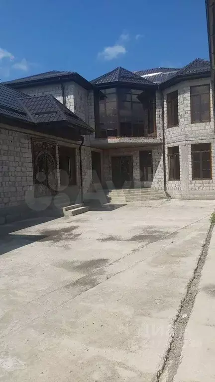 Дом в Кабардино-Балкария, Нальчик ул. Хаширова, 16 (450 м) - Фото 1