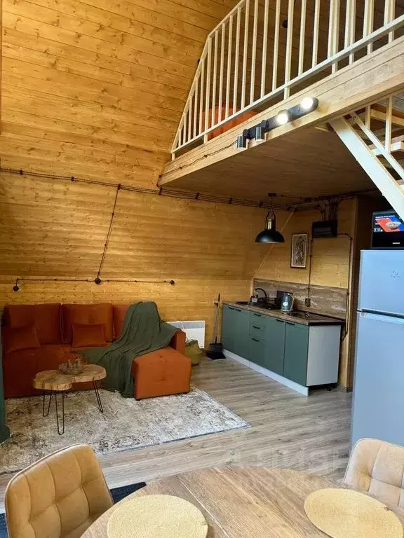 Дом в Карачаево-Черкесия, Зеленчукский район, с. Архыз  (75 м) - Фото 1