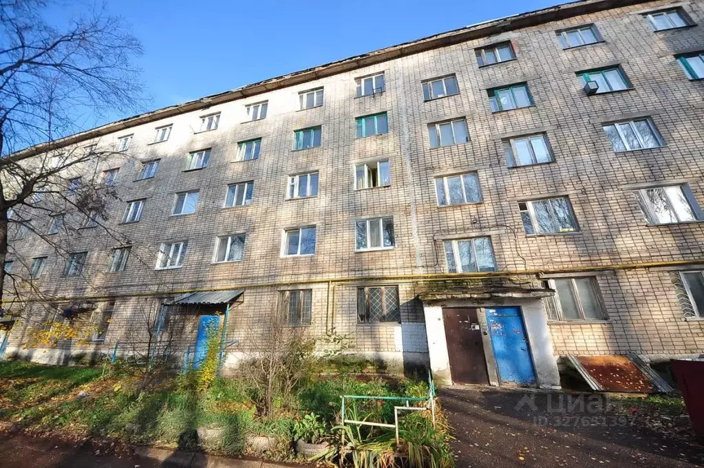 Комната Башкортостан, Салават ул. Губкина, 14 (13.2 м) - Фото 1