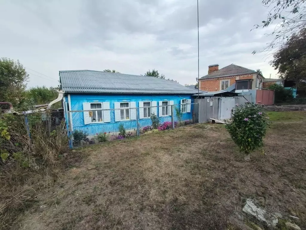 Дом в Краснодарский край, Лабинск ул. Декабристов (58 м) - Фото 1