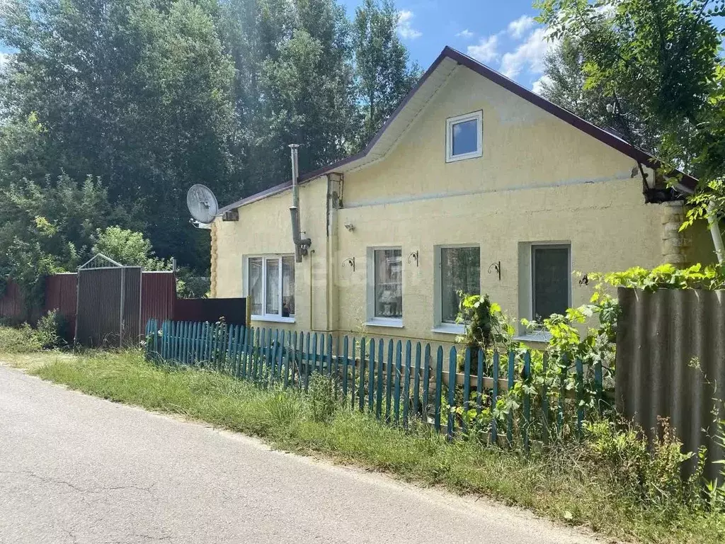 Дом в Белгородская область, Яковлевский городской округ, с. Сажное ... - Фото 0