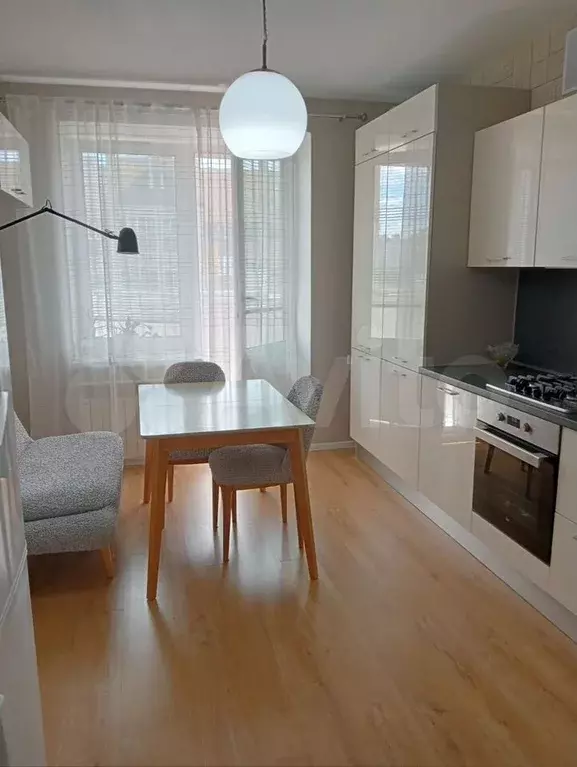 2-к. квартира, 68 м, 9/9 эт. - Фото 0