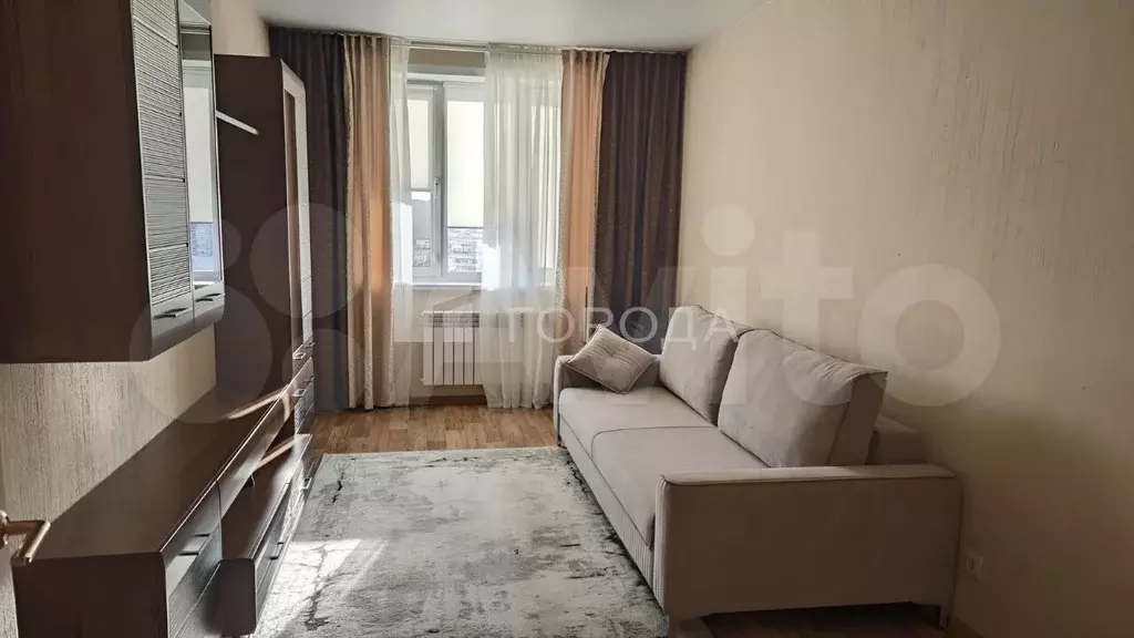 1-к. квартира, 42 м, 18/20 эт. - Фото 0
