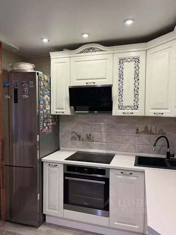 2-к кв. Брянская область, Брянск ул. Комарова, 49 (45.3 м) - Фото 1